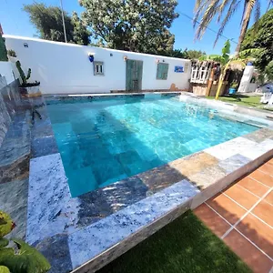 Сasa de vacaciones Gatu Lurberri Piscina Privada, 4 Dormitorios, 2 Baños, Parking , Jardín Y Barbacoa, Chiclana de la Frontera